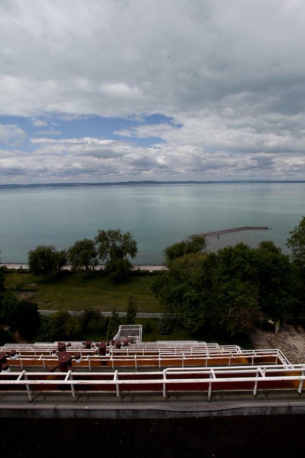Aranypart Hotel Siófok Dış mekan fotoğraf