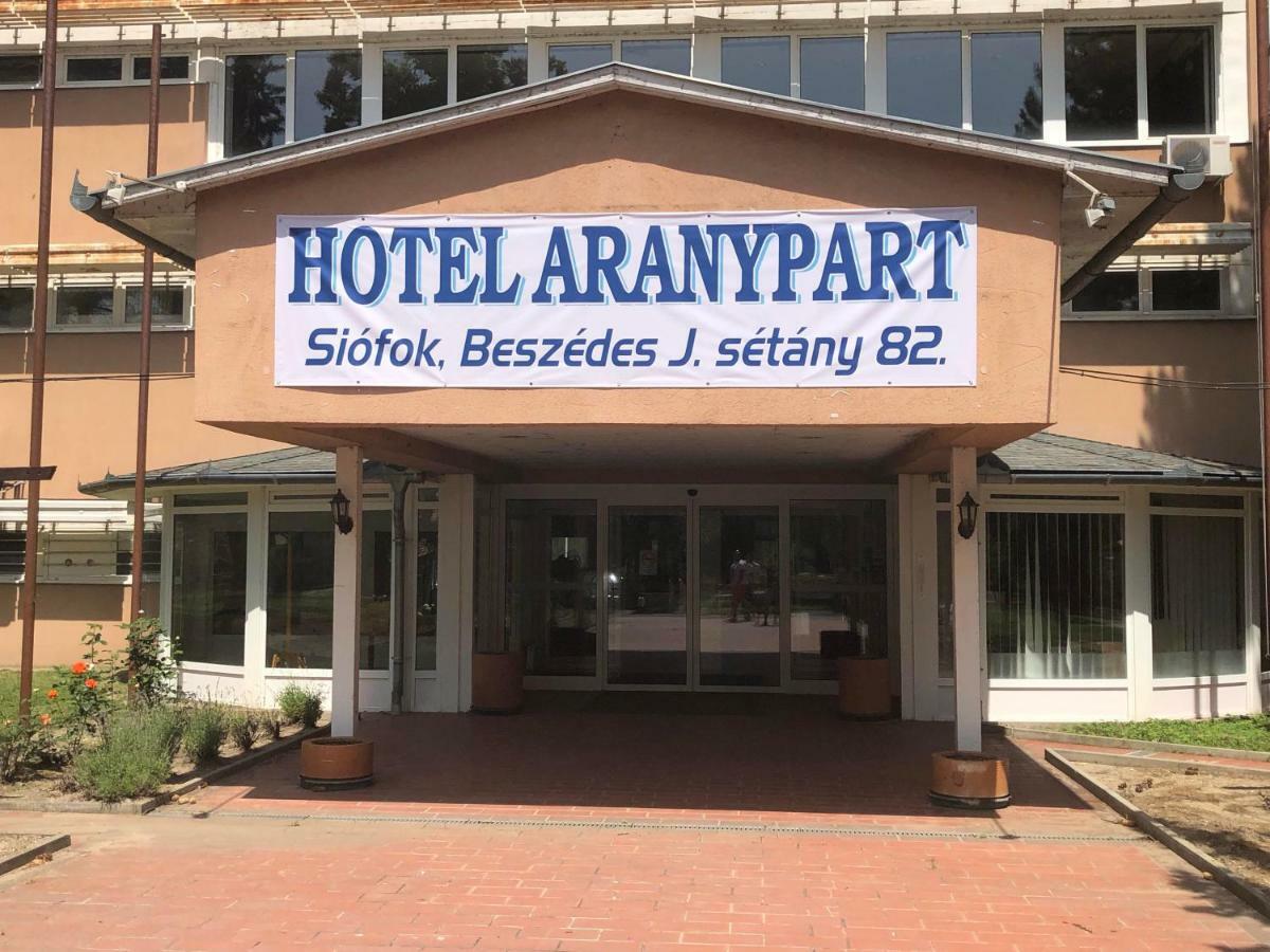 Aranypart Hotel Siófok Dış mekan fotoğraf