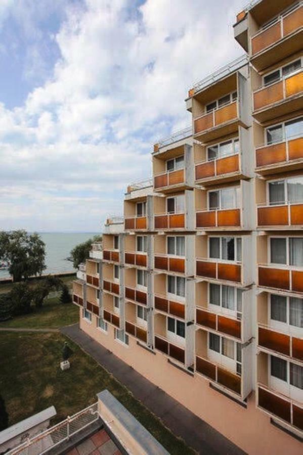 Aranypart Hotel Siófok Dış mekan fotoğraf
